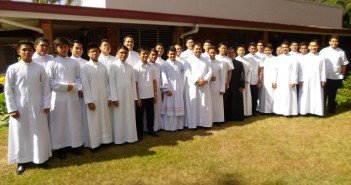 Discernment Panggilan Hidup Calon Imam seminarian