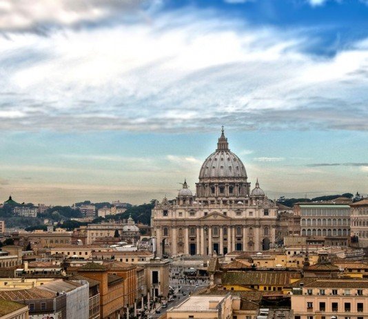 Apakah Gereja Katolik Mengajarkan Adanya Iblis/ Setan?