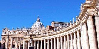 Mengapa berpindah dari Gereja Katolik ke gereja lain?