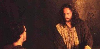 Dasar kepemimpinan dalam komunitas Gereja