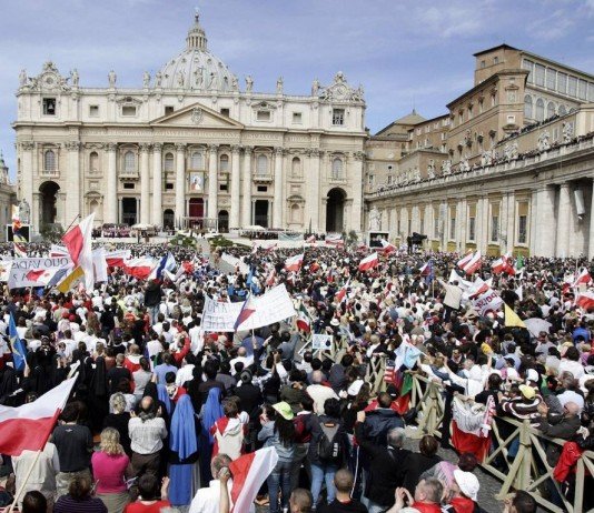 Hidup dan Bekerja di Vatikan