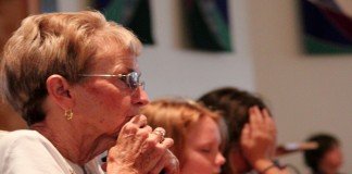 Aku di sini, jangan takut