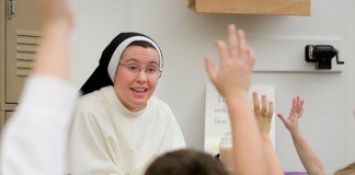 Apakah Sekolah Katolik Sungguh Katolik?