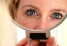 Malas melihat cermin