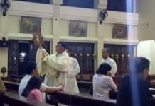 Puisi Kerahiman: Tersungkur di Kaki Tuhan